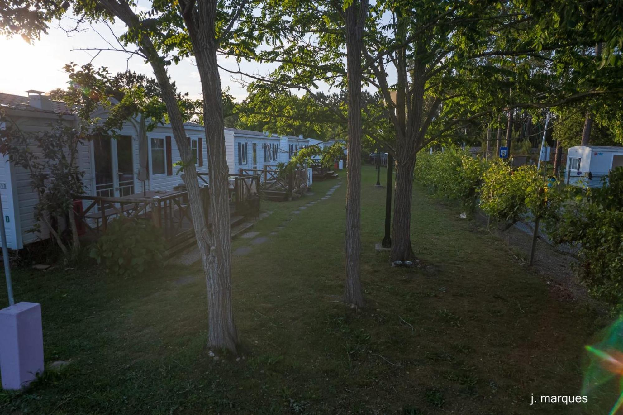 Landshause Camping Burinhosa